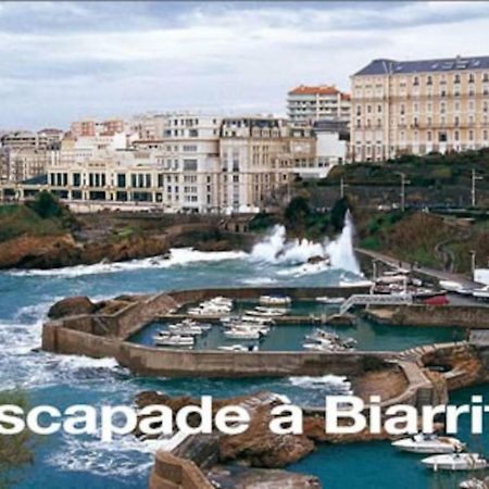 Petit appartement douillet très bien situé Biarritz Esterno foto