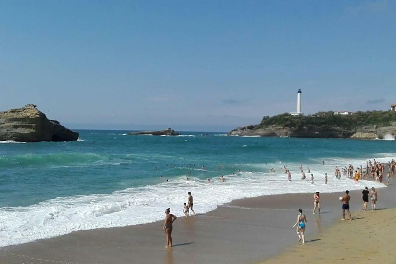 Petit appartement douillet très bien situé Biarritz Esterno foto